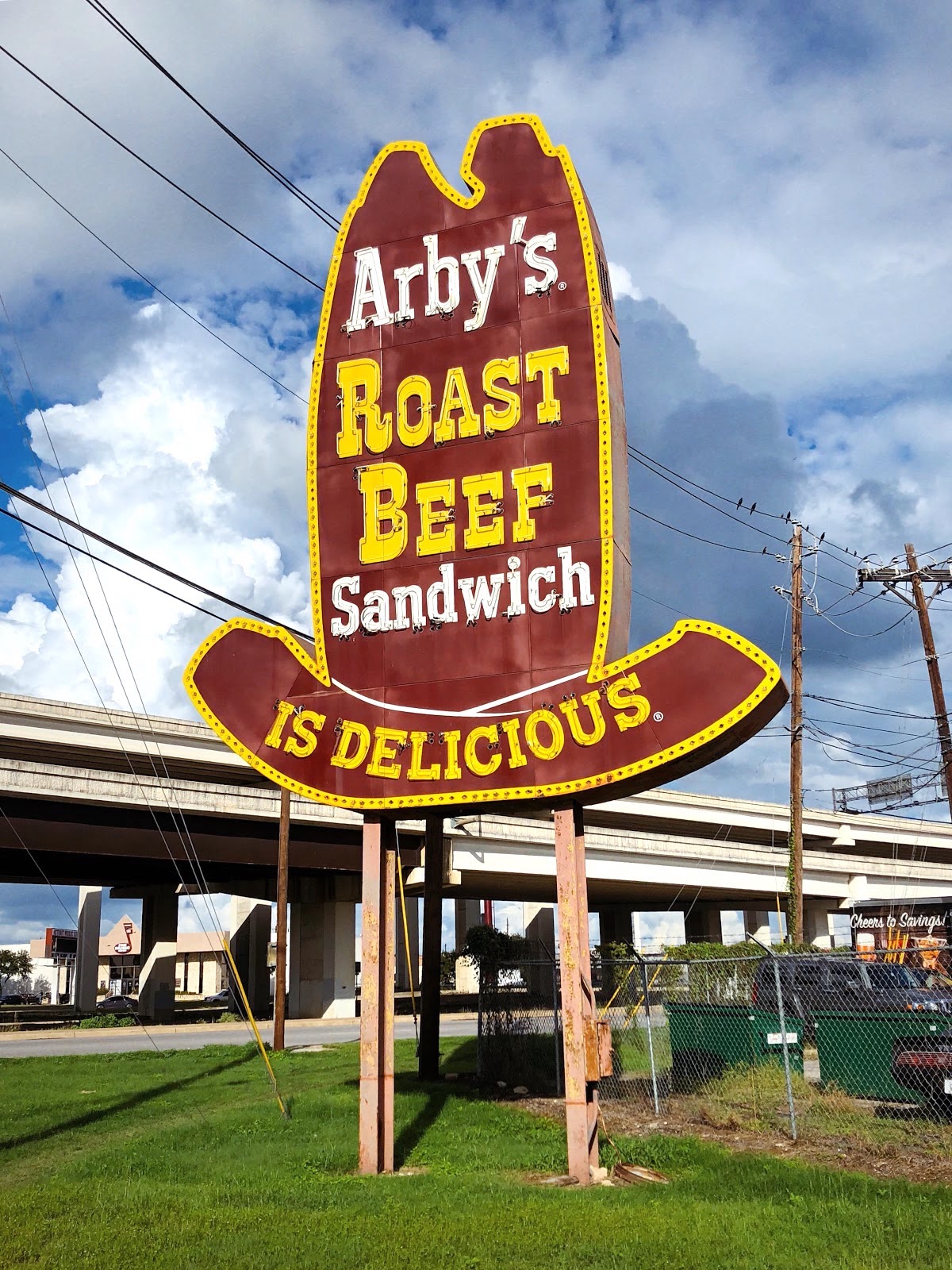 Lighting Up the History of Austin’s Last Original Arby’s Sign – TOWERS